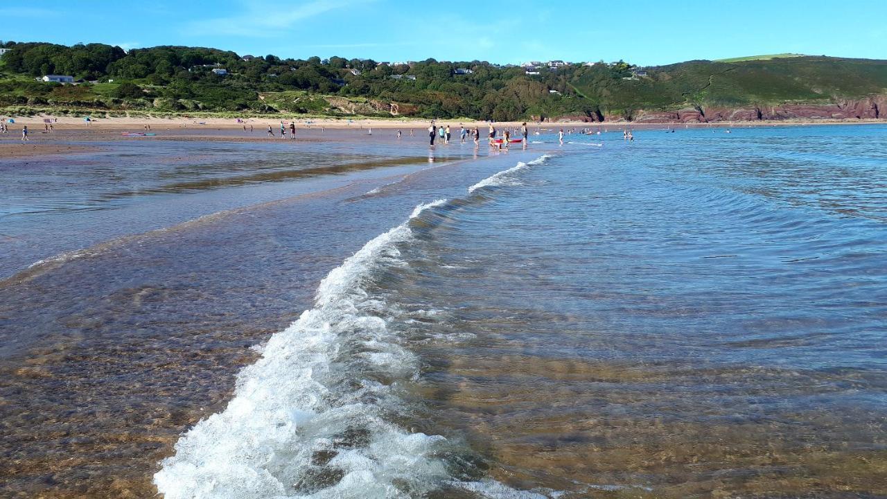 A Beach Holiday In Pembrokeshire エクステリア 写真